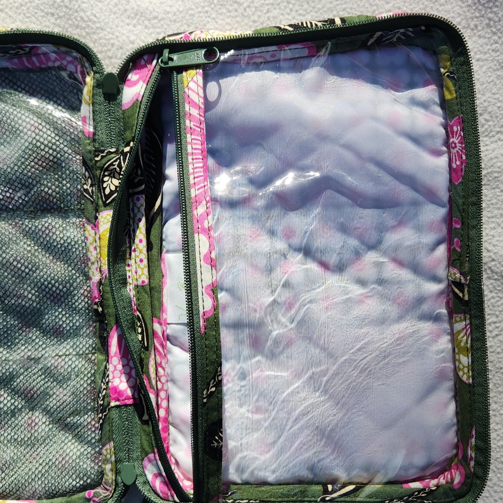 Vera Bradley Hanging Travel Organizer In Olivia Pink - Picture 5 of 9